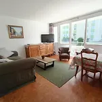 Chambre Double Lumineuse Paris Centre Deux Pas Du Metro